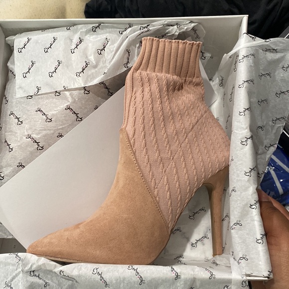 NO BOX! Jassie Blush Knit Bootie - Picture 2 of 3